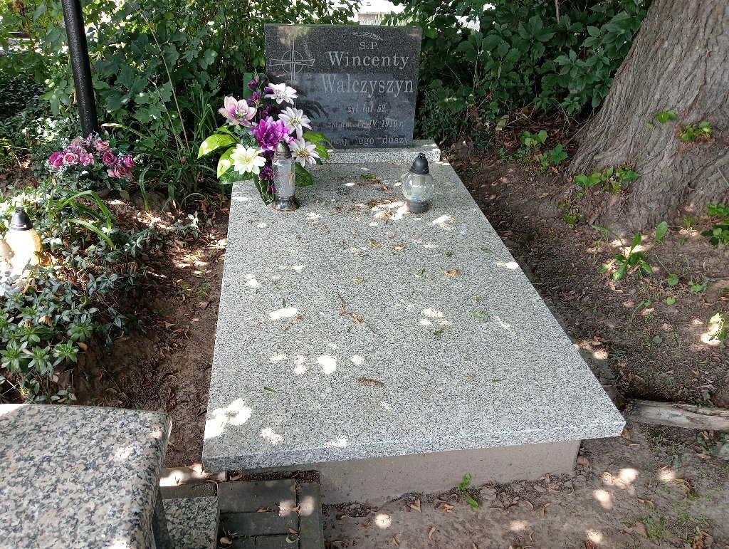 Grób Wincenty Walczyszyn