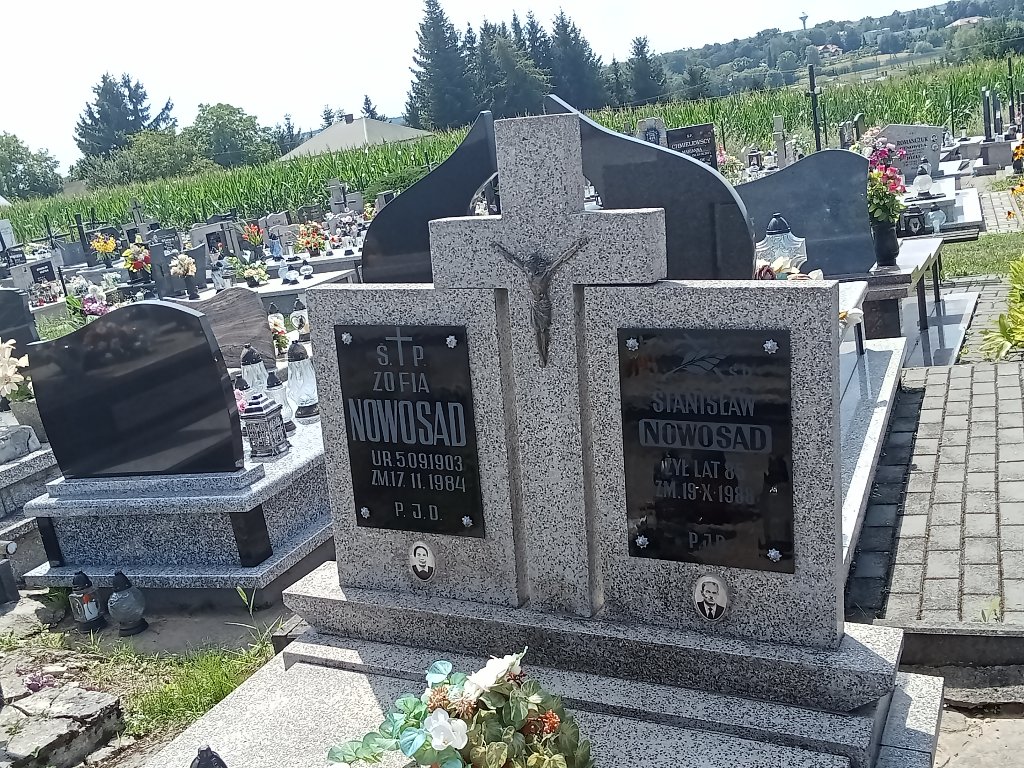 Grób Zofia Nowosad