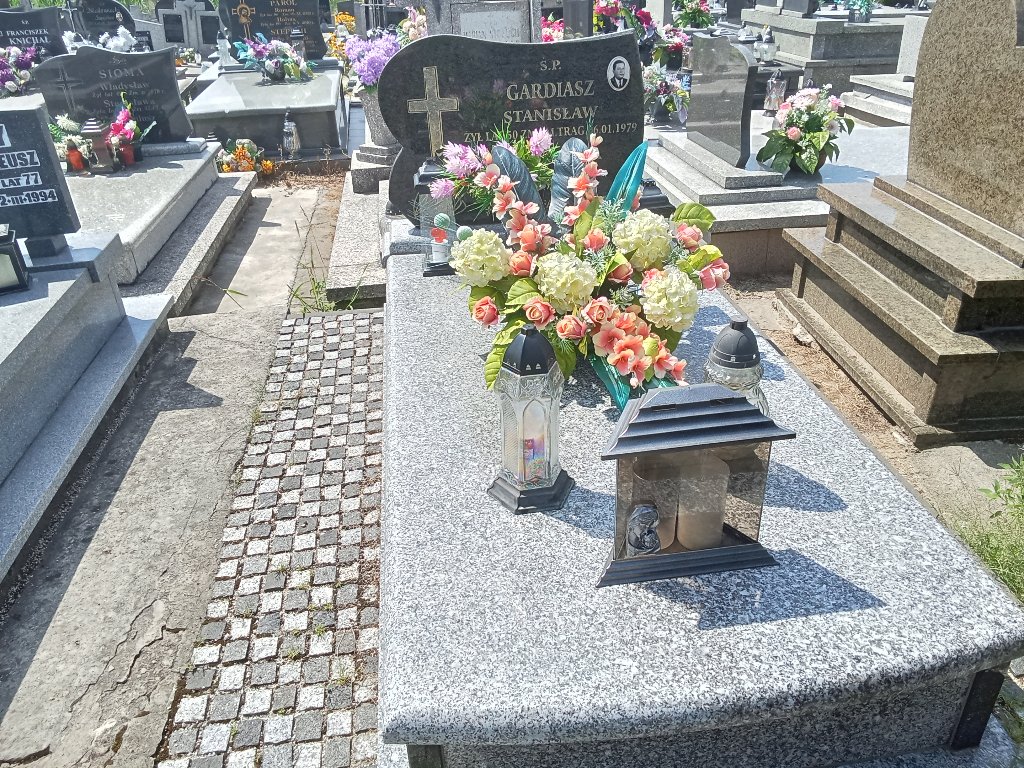 Grób Stanisława  Gardiasz