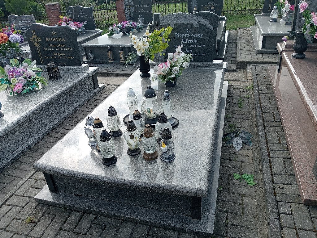 Grób Alfreda Pieprzowska